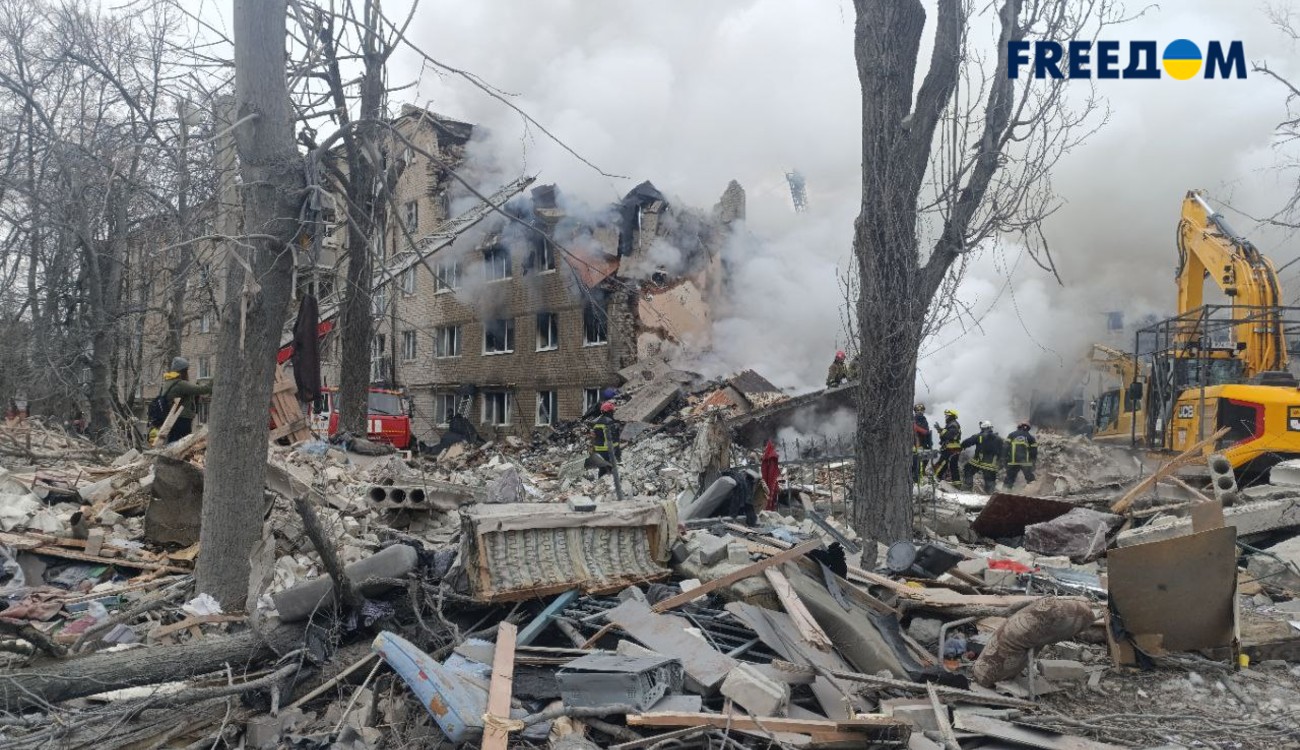 Ракетний удар по житловому будинку