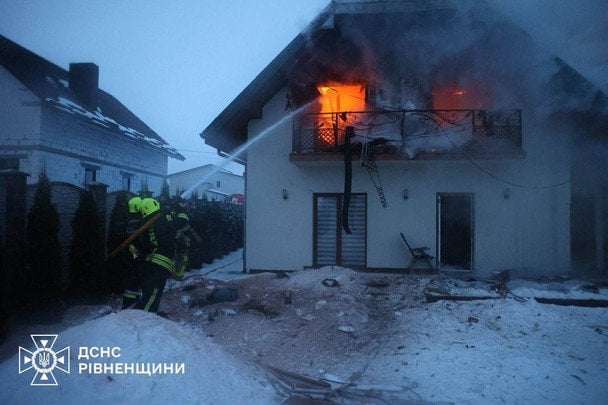 Обстрел Ровенской области: есть погибший и разрушенный дом