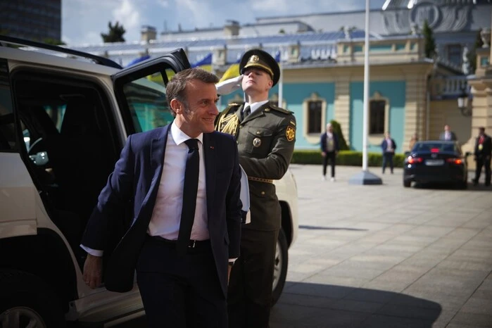 Macron and Trump discuss peace in Ukraine