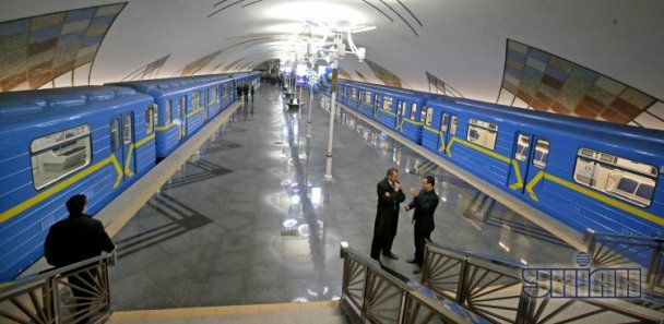 Происшествие в киевском метро: обрушение потолка у станции «Теремки»