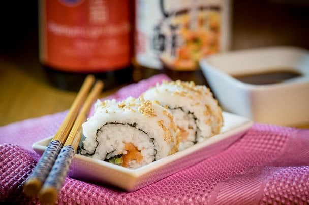 Czym zastąpić ocet ryżowy? 4 proste zamienniki do sushi i sałatek