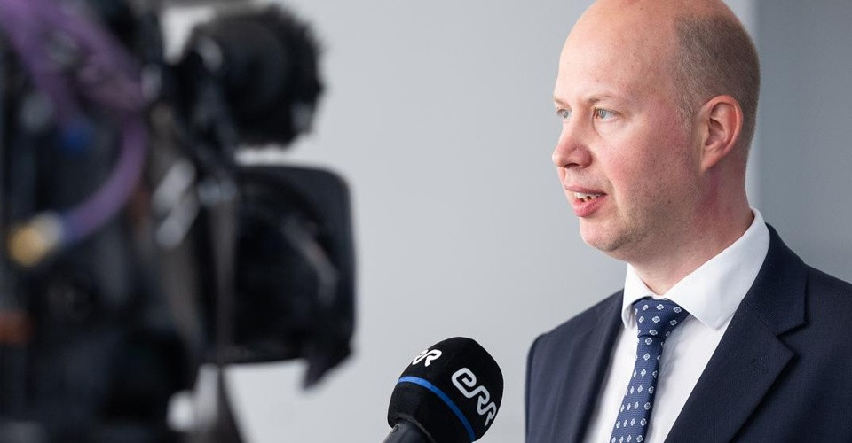 Vier EU-Staaten unterstützen estnischen Vorstoß für strengere Visa-Regeln für Russen
