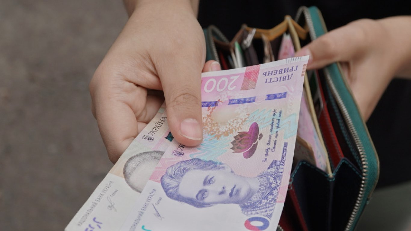 Повышение зарплат бюджетникам в 2026 году: новые ставки и порядок индексации