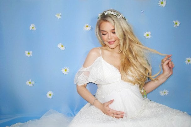 Alina Grosu expecting a baby boy