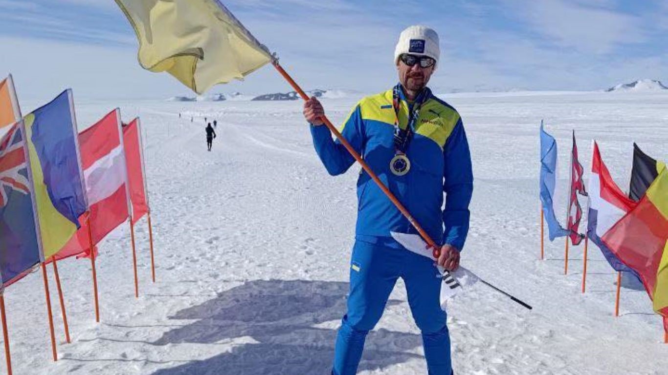 Polak z Ukrainy pokonał ekstremalny wyścig: 7 kontynentów, 7 maratonów w 7 dni