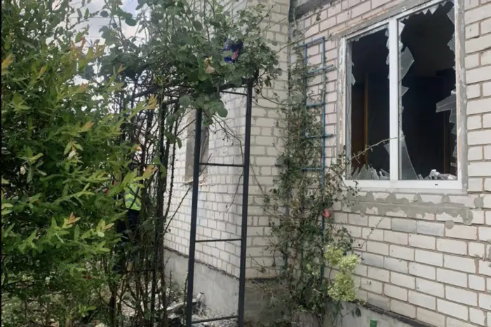 В Чернигове упал российский дрон-камикадзе: двое людей ранены