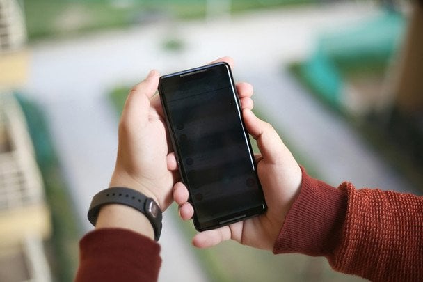 Old smartphone not for the trash: 10 useful ways to repurpose a gadget