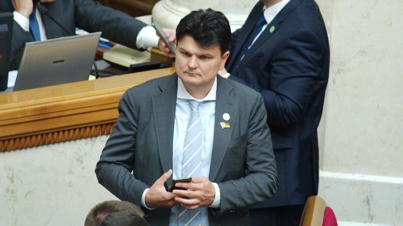Блокування рахунків ухилянтів