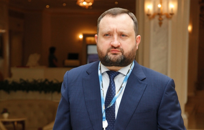 Former Ukrainian Central Bank Chief Arbuzov Eyes Russian State Duma Seat: Key Details