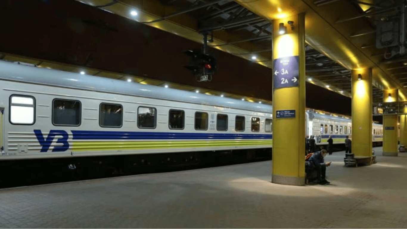 Ukrainian Railways Partners with Uklon and Bolt to Offer Taxi Discounts for Delayed Trains