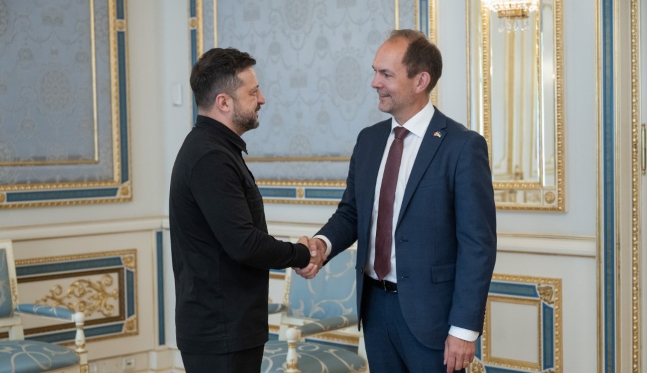 Neue Militärhilfe und Drohnenabkommen: Selenskyj trifft dänischen Verteidigungsminister