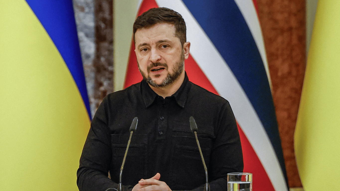 Зеленський посилює переговорну команду