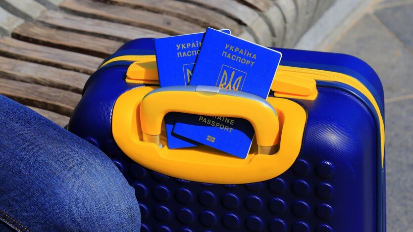 Як українцям отримати постійне проживання в Іспанії: повний гід для переселенців