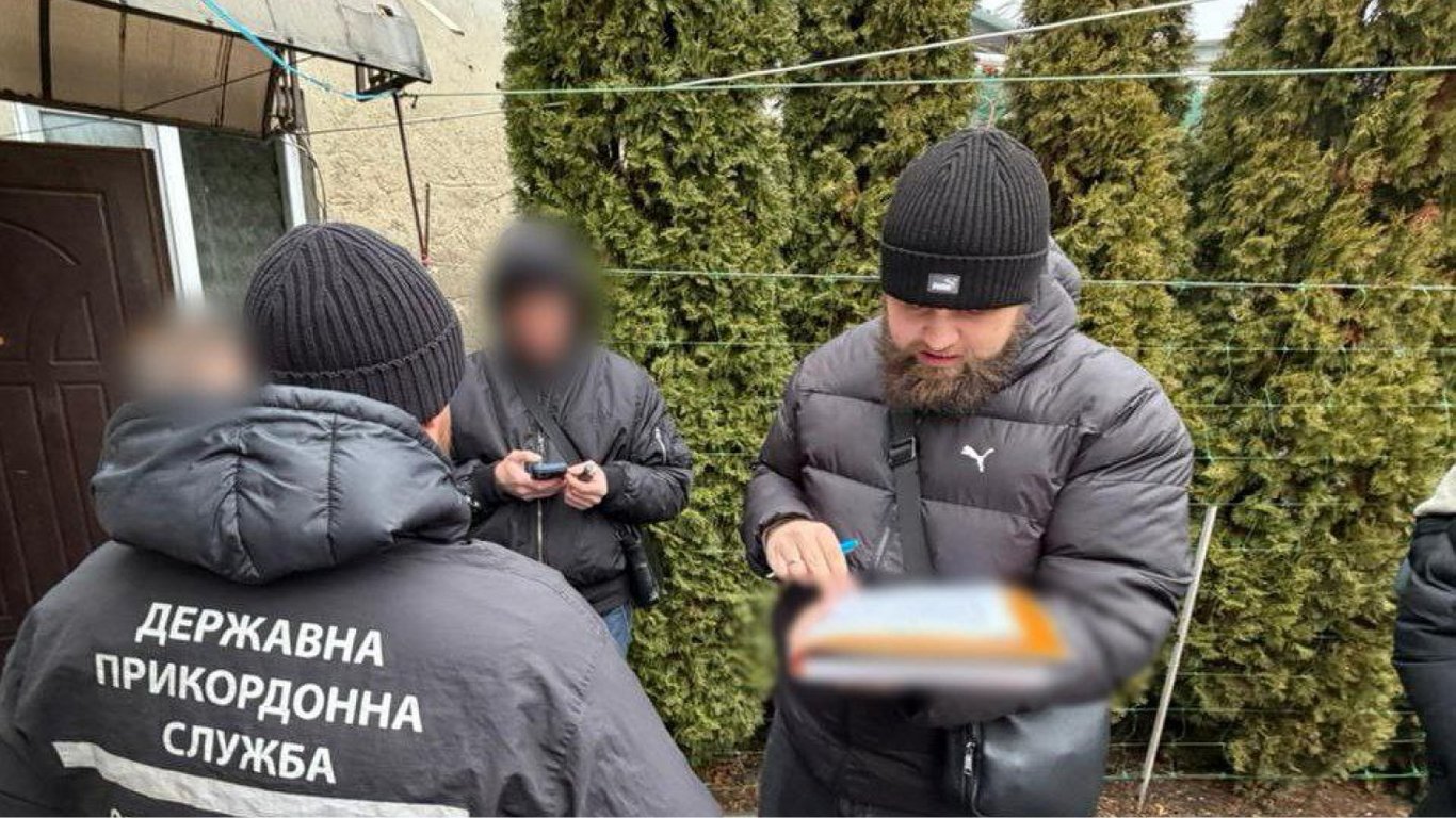Przemytnicy na gorącym uczynku: w Odessie rozbita siatka pomagająca w uniknięciu mobilizacji