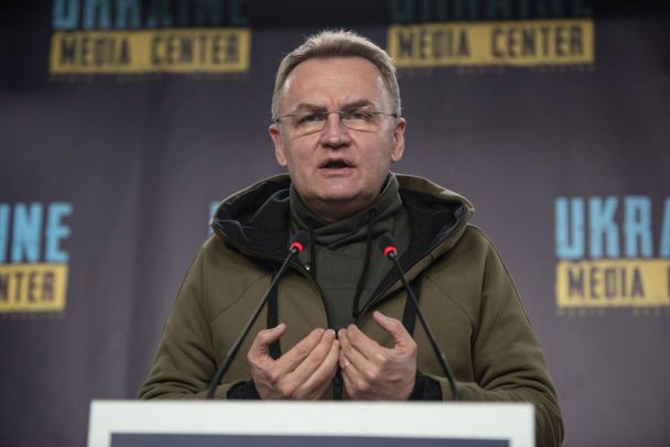 Львов вводит особый режим после травм горожан из-за гололеда