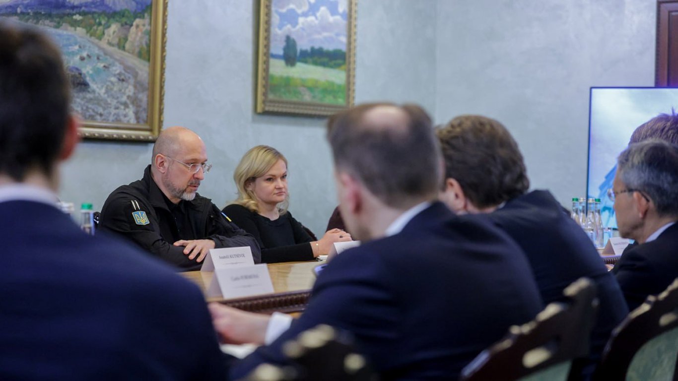 Шмигаль на зустрічі з G7
