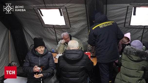В Киеве 639 многоэтажек остаются без отопления: помощь со всей страны