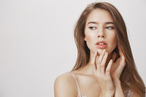 Trzy naturalne sposoby na powiększenie ust bez igły i wypełniaczy