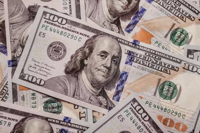 Griwna verliert an Wert: Nationalbank drosselt Interventionen um 5,6%