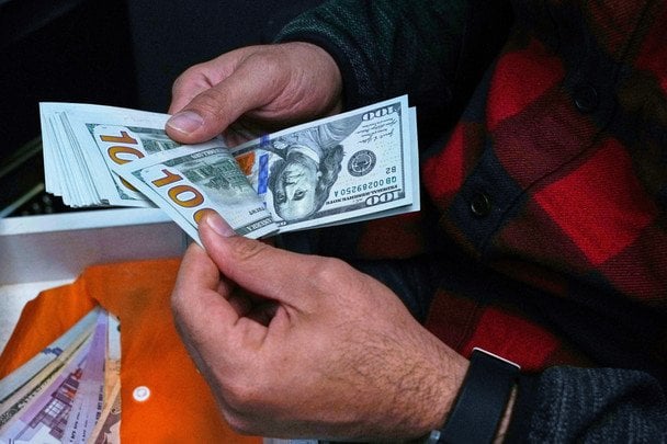 Курс долара до 50 гривень