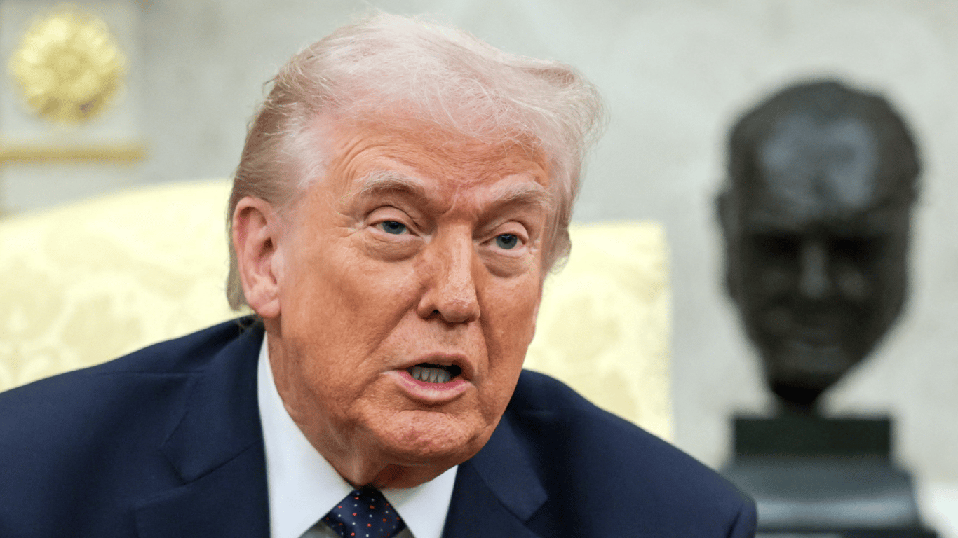 Трамп говорить про Іран і військові загрози