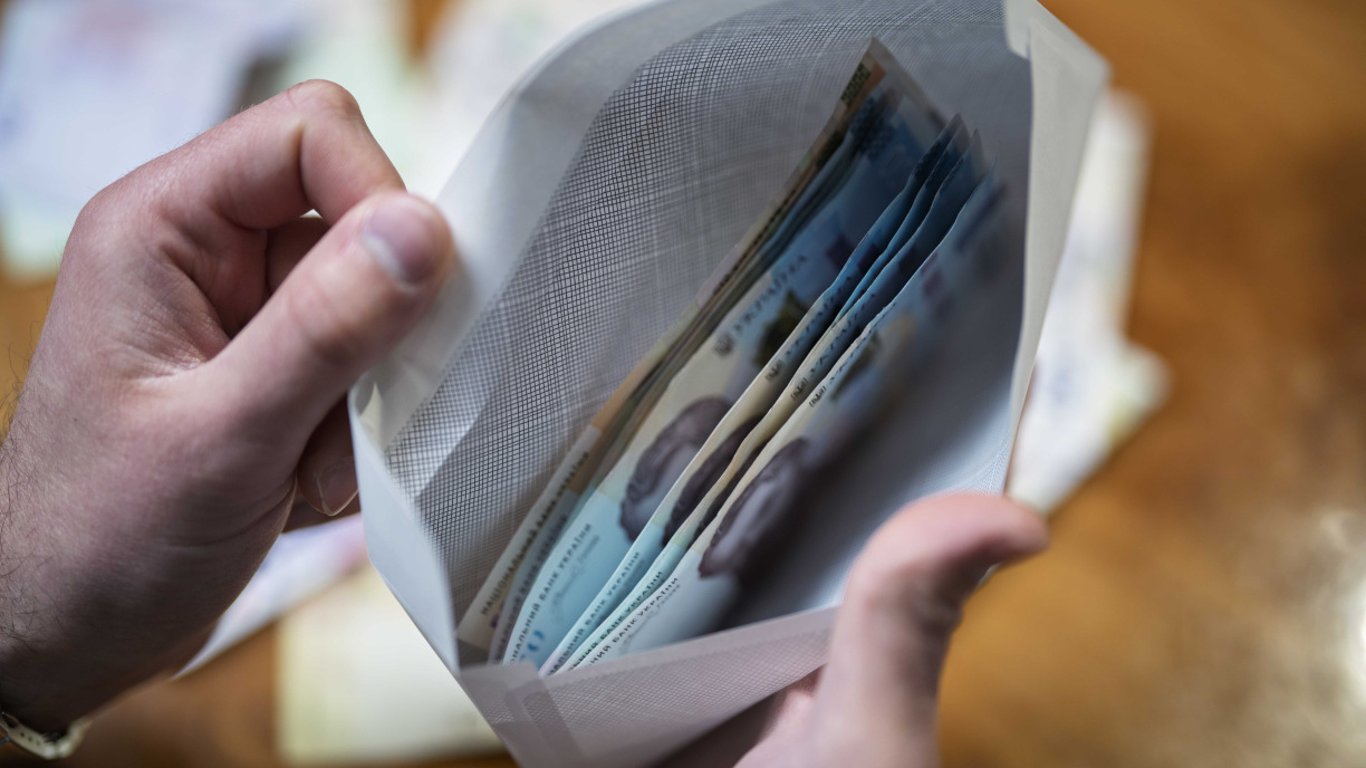 Підвищення окладів вчителям з 2026