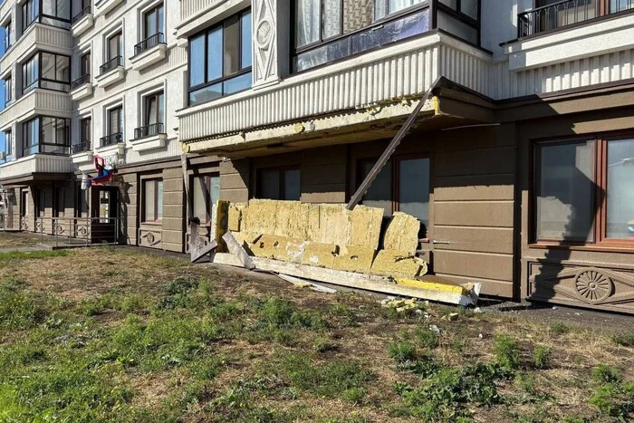New houses built by Russia are collapsing in Mariupol: consequences shown