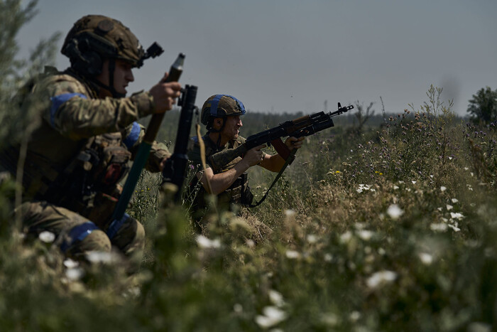 Russian military near the Kursk region