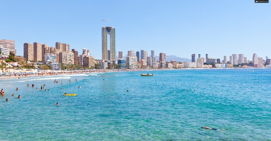 Die besten und schönsten Strände von Benidorm mit Fotos