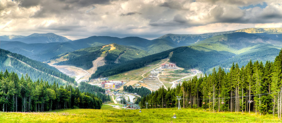 Was gibt es im Bukovel im Winter, im Sommer und im Herbst zu sehen