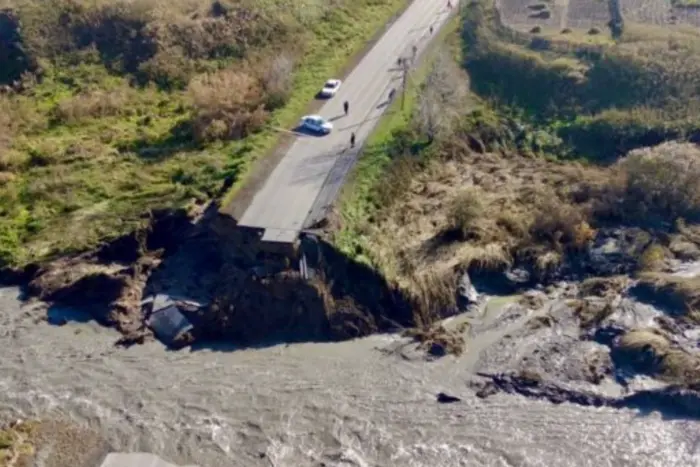 Dam burst in Russia