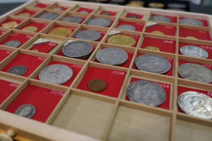 Unique coins go under the hammer