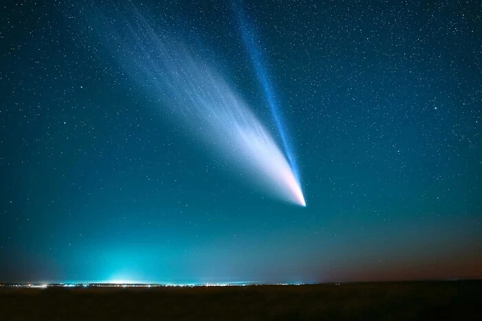 Comet of the century and meteor showers