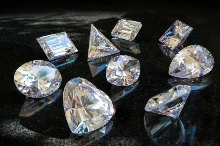 Drop in diamond sales due to war