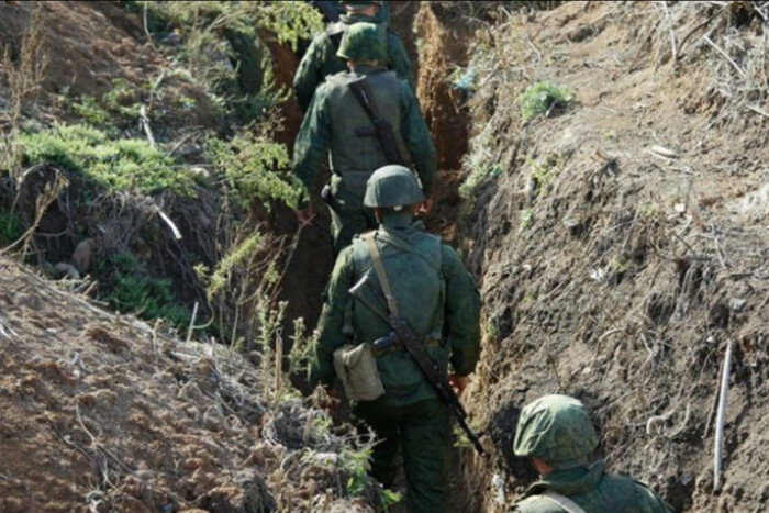 Satellite photo of trenches in Kursk region