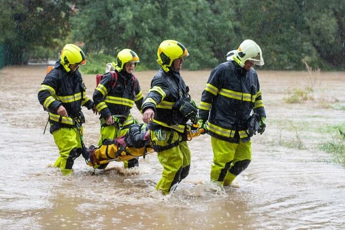 Flood in Central Europe destroys buildings