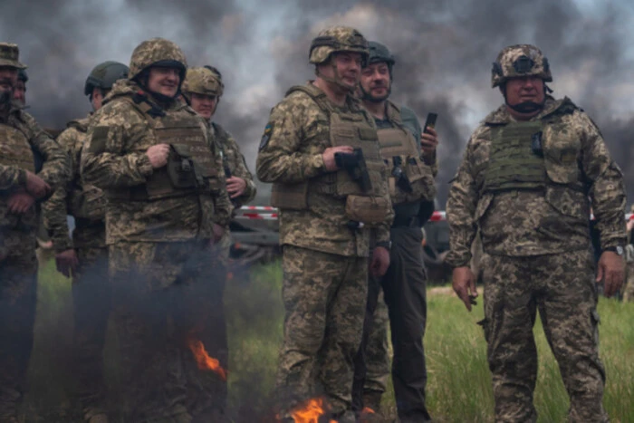 Ukrainian soldiers in Donbas