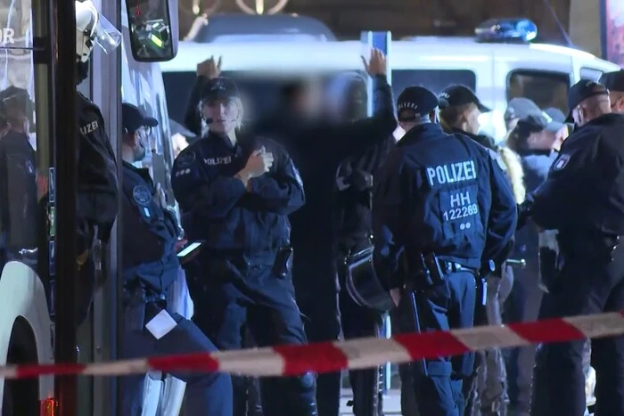 Lazio fans with knives and hammers