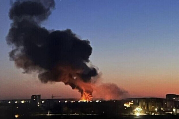 Explosions in Kursk at night