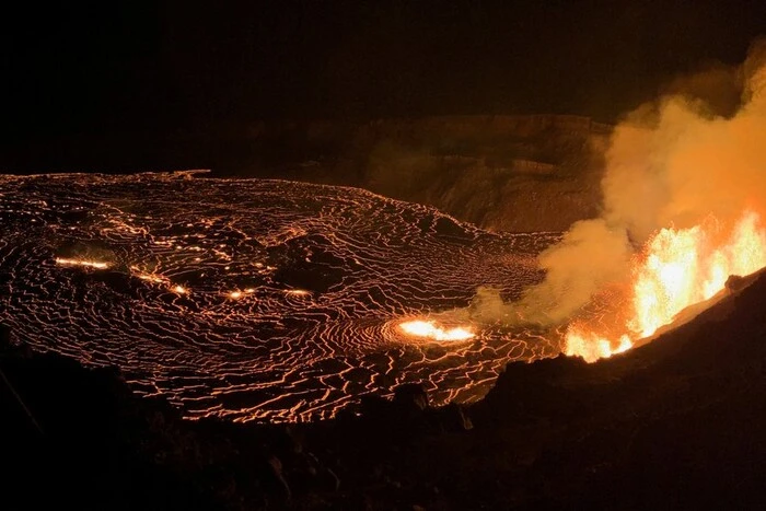 Auf Hawaii begann der Ausbruch eines der aktivsten Vulkane der Welt