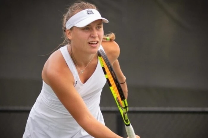 Ukrainian tennis player on court