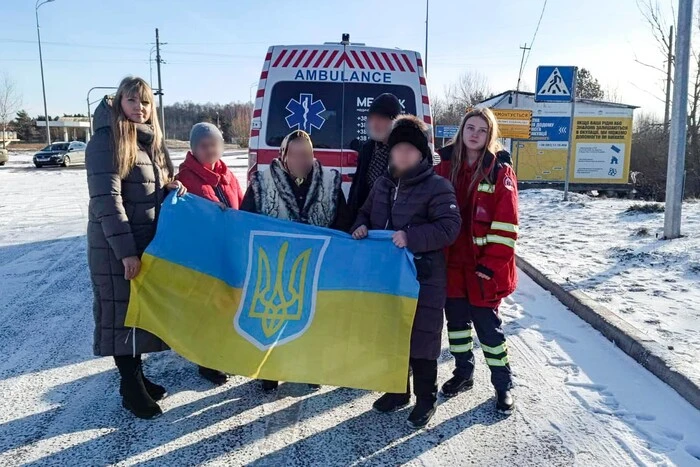 17 Ukrainer kehrten in das unter Kontrolle der Ukraine stehende Gebiet zurück (Foto)