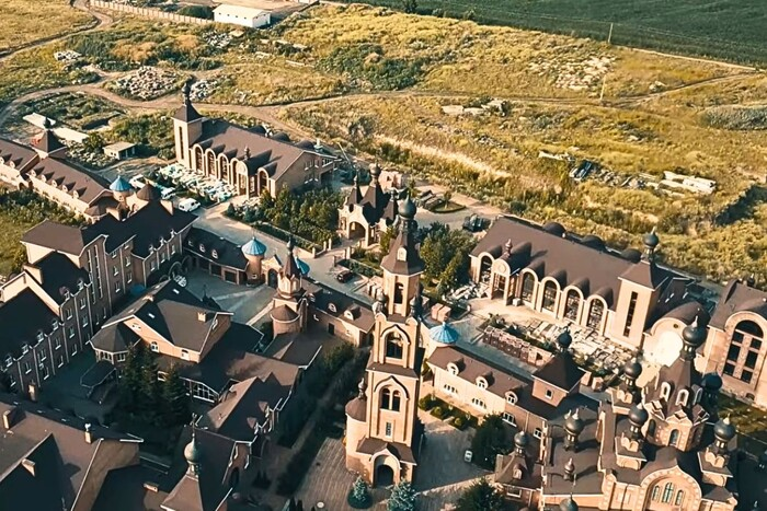 Construction of a grand monastery of the Russian church near Kyiv