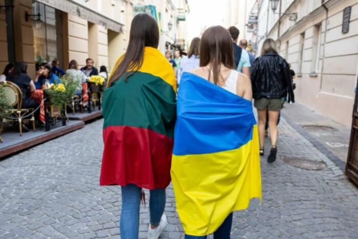 Lithuania cancels benefits for Ukrainian refugees