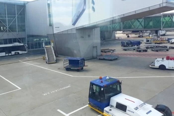 Explosion of a suitcase at Warsaw airport