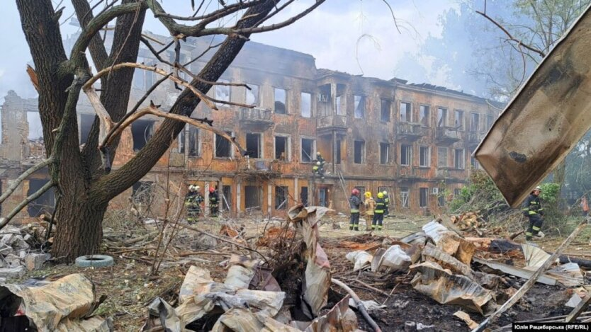 Photo during the shelling of a healthcare facility