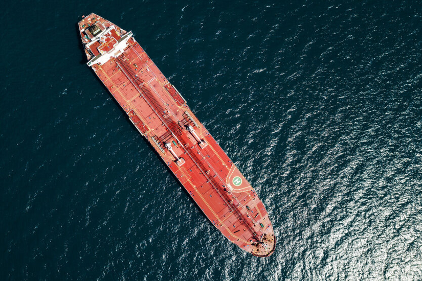 Russian tankers dangerously close to Ukraine