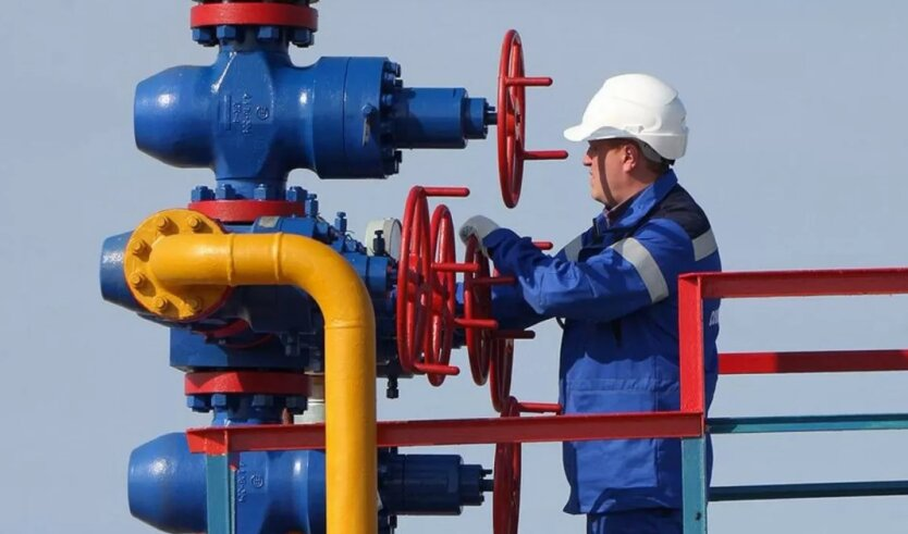 Image of a gas pipeline and EU flag