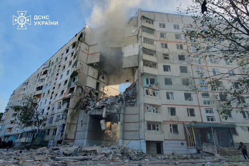 Shelling of Kharkiv: residential building, bread factory, stadium