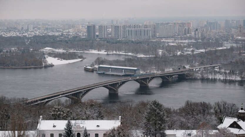 Frost and Ice in Kyiv